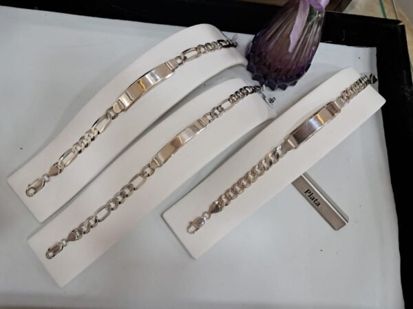 Pulsera lisa de plata