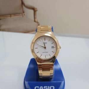 Reloj analógico Casio MTP-1170N-7ARDF para hombre con correa de acero dorado y esfera color blanca con fechador.