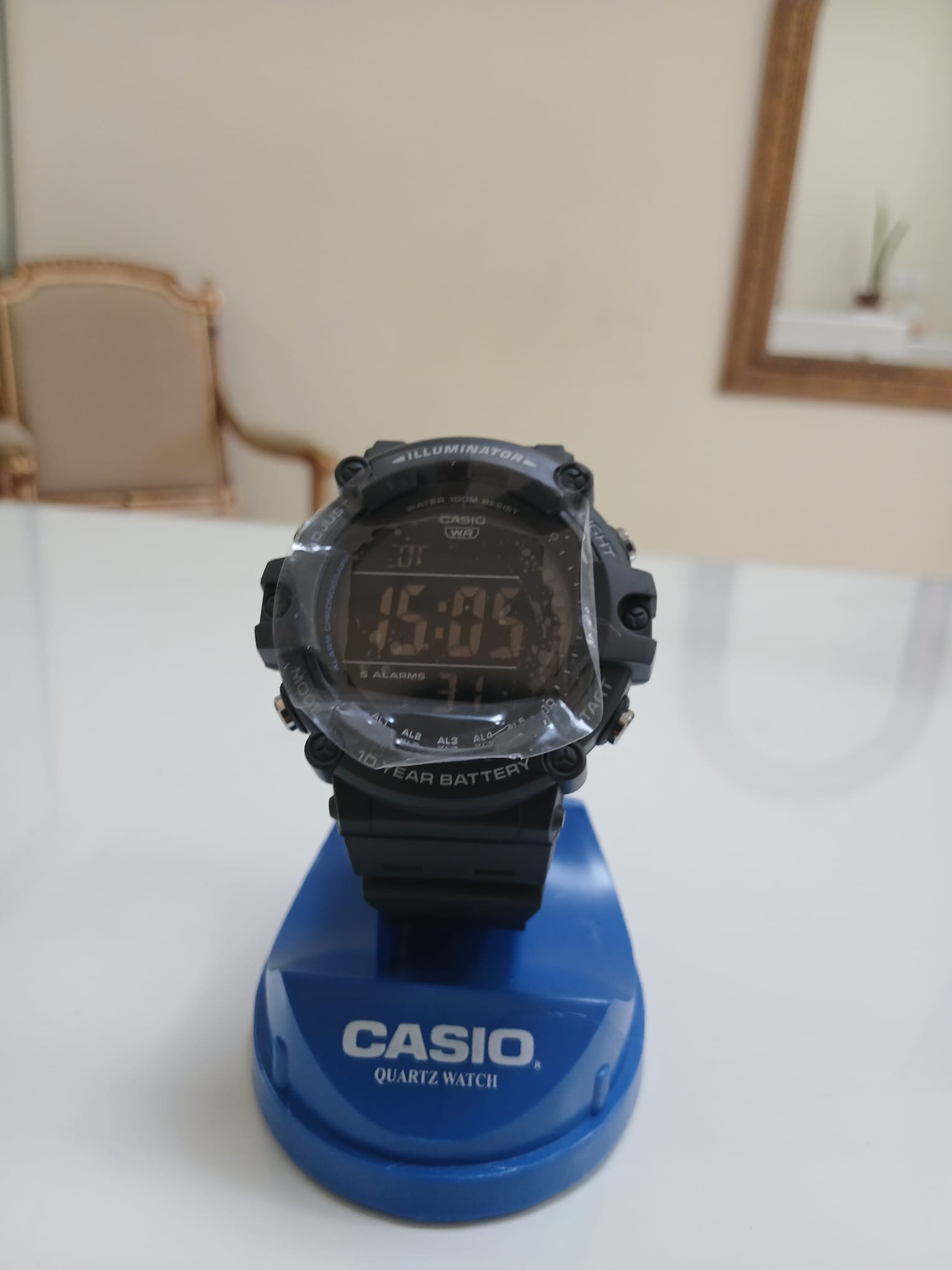 Reloj digital deportivo Casio AE-1500WH-8BVDF para hombre en resina color gris oscuro con pantalla grande de alta visibilidad.